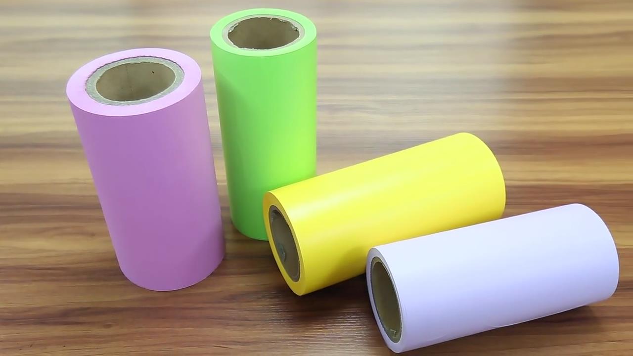 فيلم PE المصبوب